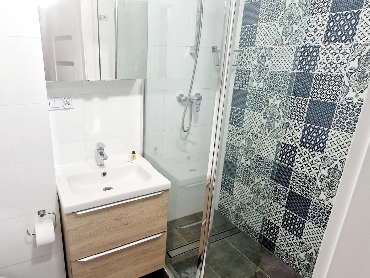 Promenada Room אלק מראה חיצוני תמונה